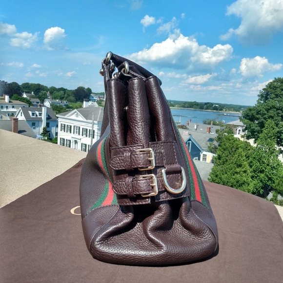 Gucci Heritage Web Leather Shoulder Bag - Picture 10 of 16